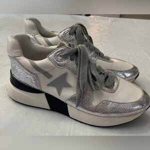 SHUSHOP Patricia Silver Star Sneaker. Size 8.